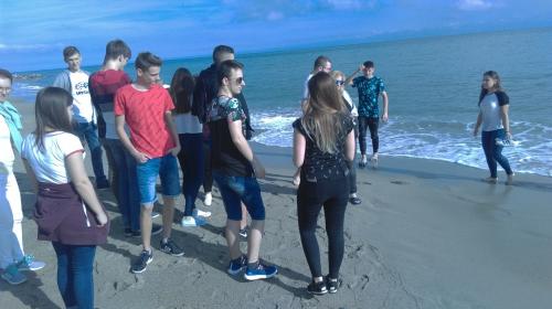 Kąpiel w morzu w listopadzie