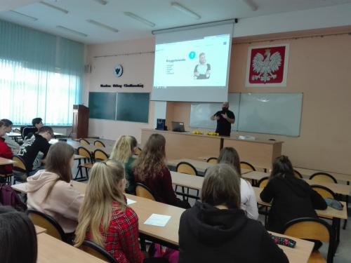 Zajęcia ze studentem Wyższej Szkoły Bankowej w Warszawie