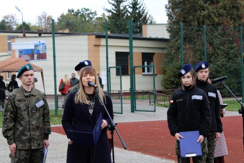 Ślubowanie klas pierwszych i drugich w Zespole Szkół nr 1